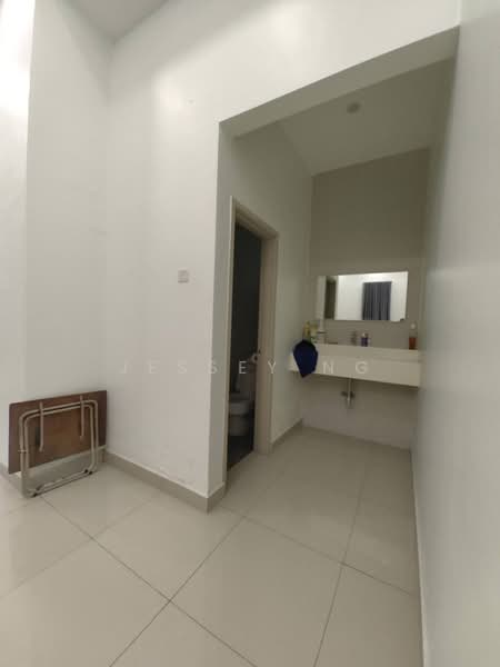 Semi-Detached House for Sale in Ipoh (Perak) - Jessey Ng - Bathroom - PropertyGuru.com.my