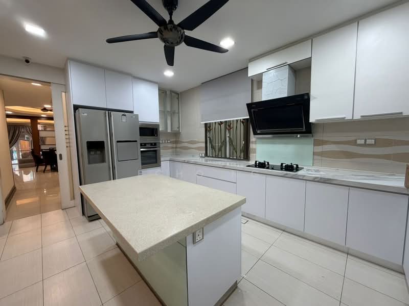 Rumah Berkembar untuk Disewa di Desa Parkcity (Kuala Lumpur) - Echo Ng - Kitchen - PropertyGuru.com.my