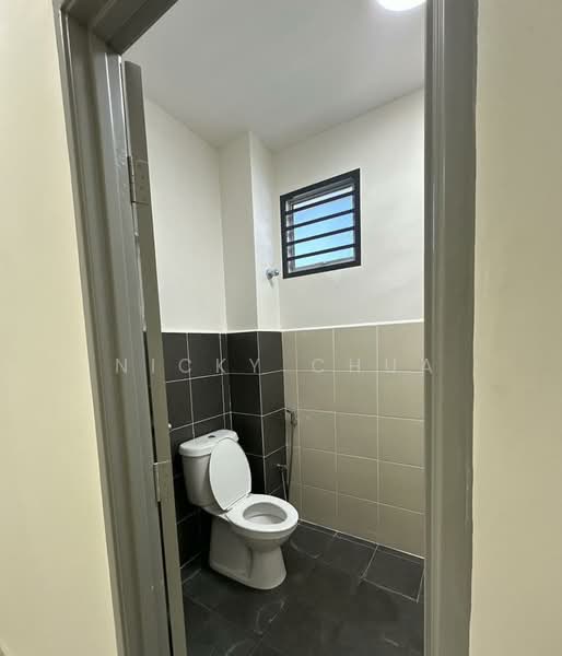 2-storey Terraced House for Rent in Lukut (Negeri Sembilan) - Nicky Chua - Bathroom - PropertyGuru.com.my
