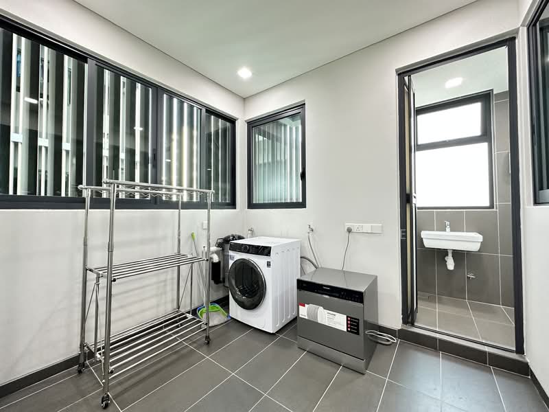 Condominium for Sale at The Light Collection IV - Jacyntha Lee - Bathroom - PropertyGuru.com.my