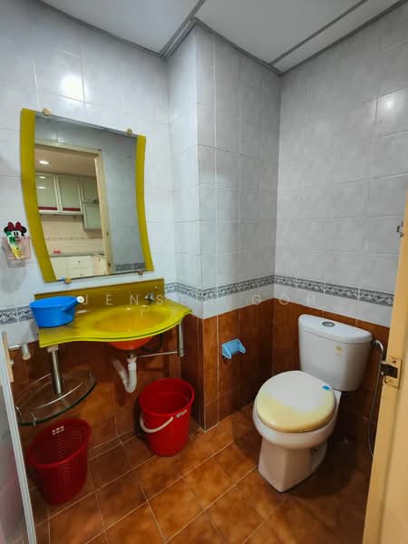 Apartment for Sale at Aster Court - Jensen Goh - Bathroom - PropertyGuru.com.my