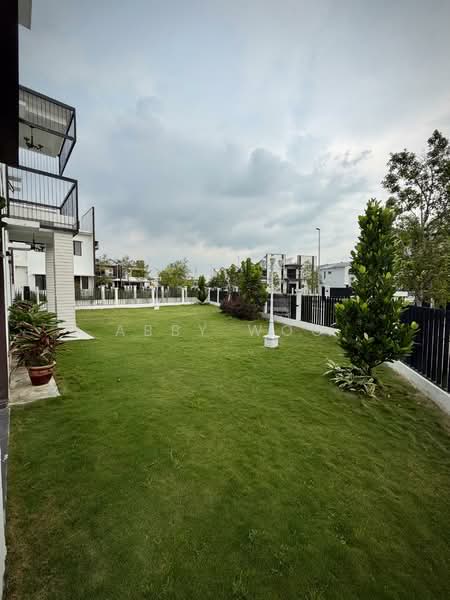 Semi-Detached House for Rent in Bandar Puncak Alam (Puncak Alam) - Abby Woo - Exterior - PropertyGuru.com.my