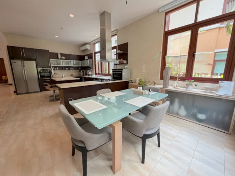 Rumah Banglo untuk Dijual di Taman Sri Hartamas (Sri Hartamas) - Jocelyn Soo - Kitchen - PropertyGuru.com.my
