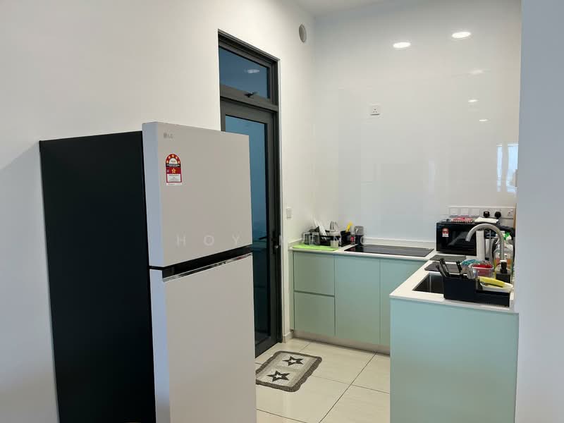 Kondominium untuk Disewa di Queens Residences Q1 @ Queens Waterfront - Hoy Meng - Kitchen - PropertyGuru.com.my
