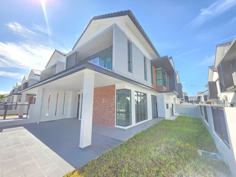 Rumah Kluster untuk Dijual di Iskandar Puteri (Nusajaya) (Johor) - Lucas Ong - Exterior - PropertyGuru.com.my