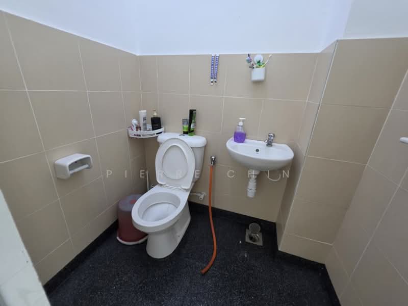 2.5-storey Terraced House for Sale in Taman Pulai Mutiara (Iskandar Puteri (Nusajaya)) - Pierre Chin - Bathroom - PropertyGuru.com.my