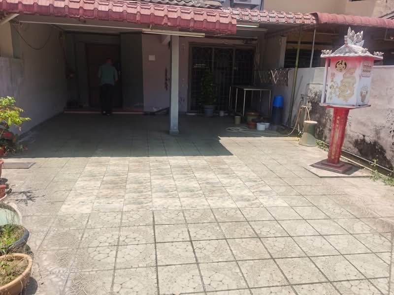 Rumah Teres 2 Tingkat untuk Dijual di Ipoh (Perak) - Jenson Low - Exterior - PropertyGuru.com.my