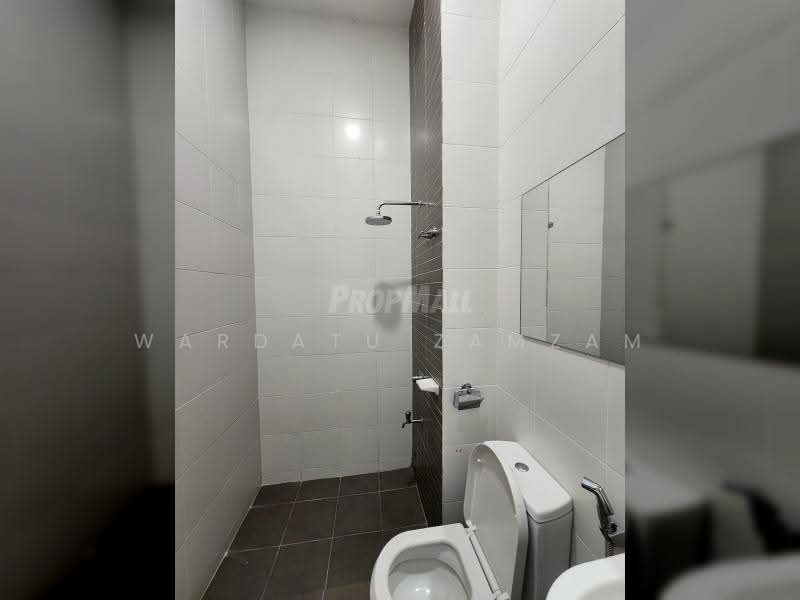 3-storey Terraced House for Sale in Cyberjaya (Selangor) - Wardatu Zamzam - Bathroom - PropertyGuru.com.my
