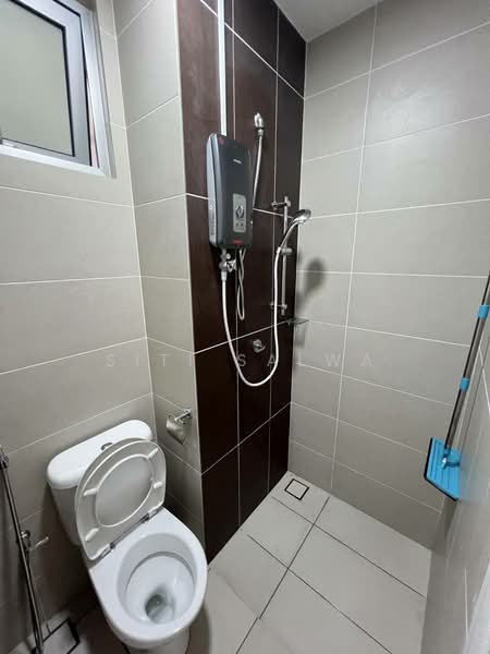 Kondominium untuk Disewa di Ceria Residences, Cyberjaya - Siti Salwa - Bathroom - PropertyGuru.com.my