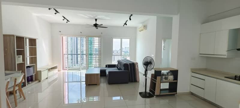 Kondominium untuk Dijual di One Imperial - Simon Ooi - Living Room - PropertyGuru.com.my