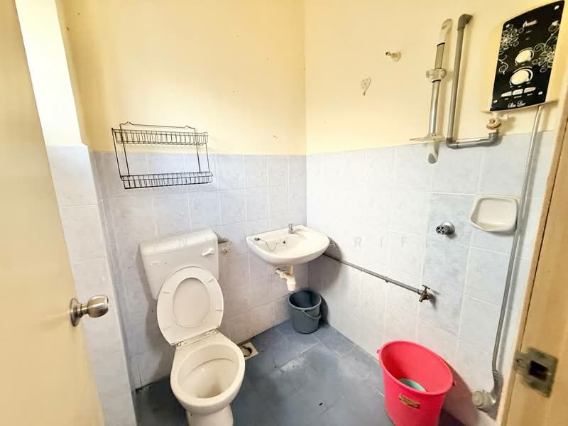 Rumah Teres 2 Tingkat untuk Dijual di Bandar Mahkota Cheras (Cheras) - Masnizah Arifin - Bathroom - PropertyGuru.com.my