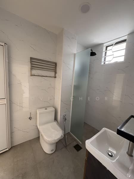 Rumah Teres 2 Tingkat untuk Dijual di Taman Desa (Kuala Lumpur) - Jovin Cheor - Bathroom - PropertyGuru.com.my