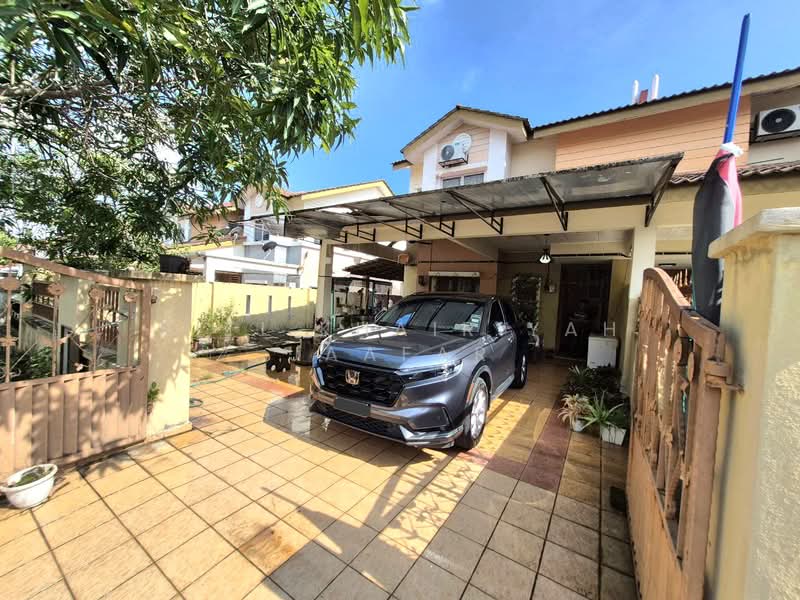 2-storey Terraced House for Sale in Sungai Buloh (Selangor) - SITI KHAIRIYAH JAAFAR - Exterior - PropertyGuru.com.my