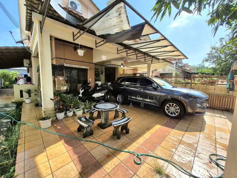 2-storey Terraced House for Sale in Sungai Buloh (Selangor) - SITI KHAIRIYAH JAAFAR - Exterior - PropertyGuru.com.my