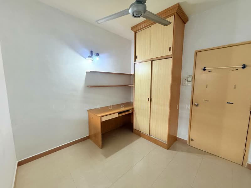 2-storey Terraced House for Sale in Bandar Sunway Semenyih (Semenyih) - Firdaus Husin - Study - PropertyGuru.com.my