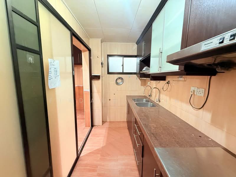 2-storey Terraced House for Sale in Bandar Sunway Semenyih (Semenyih) - Firdaus Husin - Kitchen - PropertyGuru.com.my