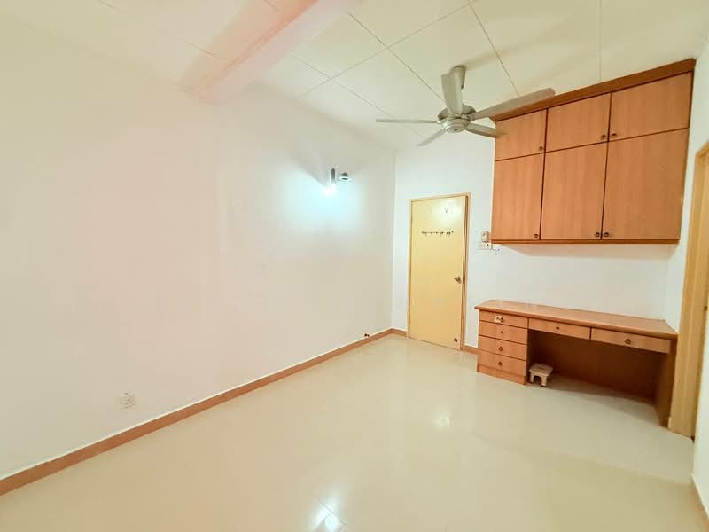 2-storey Terraced House for Sale in Bandar Sunway Semenyih (Semenyih) - Firdaus Husin - Interior - PropertyGuru.com.my