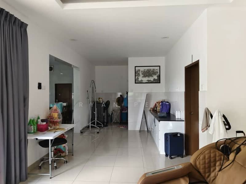 2-storey Terraced House for Rent in Puchong (Selangor) - Ryan Pek - Living Room - PropertyGuru.com.my