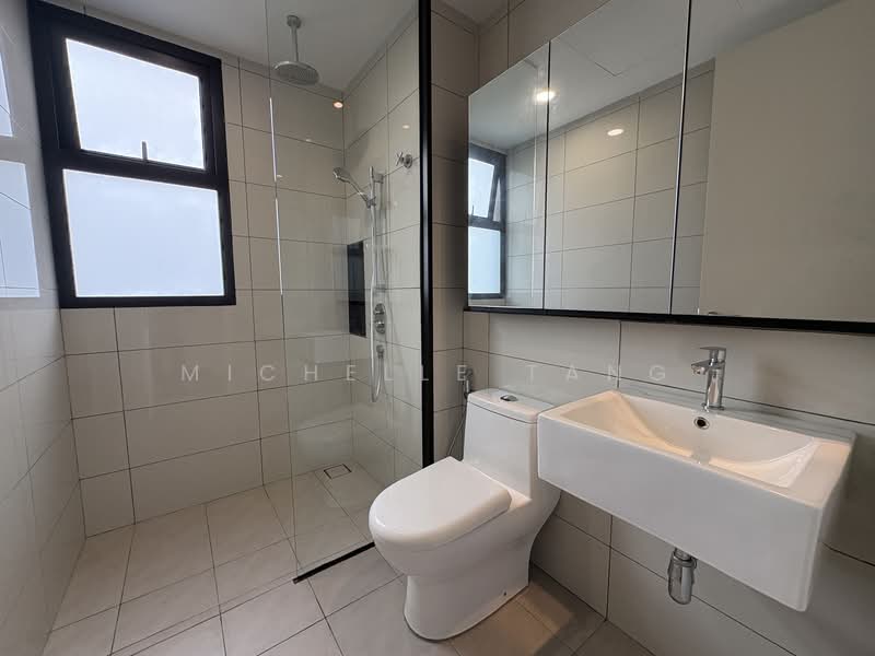 Servis Apartment untuk Disewa di Duta Park Residences - Michelle Tang - Bathroom - PropertyGuru.com.my