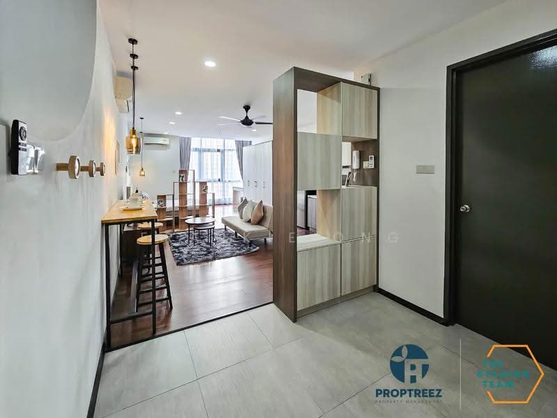 Kondominium untuk Disewa di Queensville - Frankie Ong - Living Room - PropertyGuru.com.my