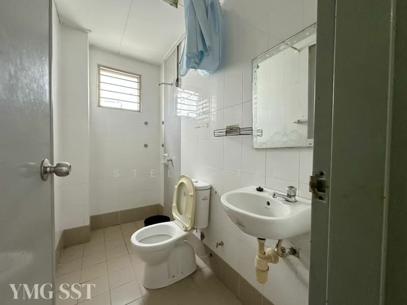 2-storey Terraced House for Sale in Setia Indah (Setia Alam) - Stella Tan - Bathroom - PropertyGuru.com.my
