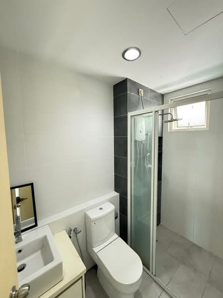 Service Residence for Rent at Impiria Residensi Bukit Tinggi Klang - Nike Ng - Bathroom - PropertyGuru.com.my