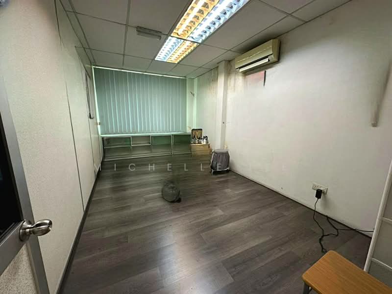 Shop / Office for Rent in Taman Chi Liung (Klang) - Michelle Tee - Interior - PropertyGuru.com.my