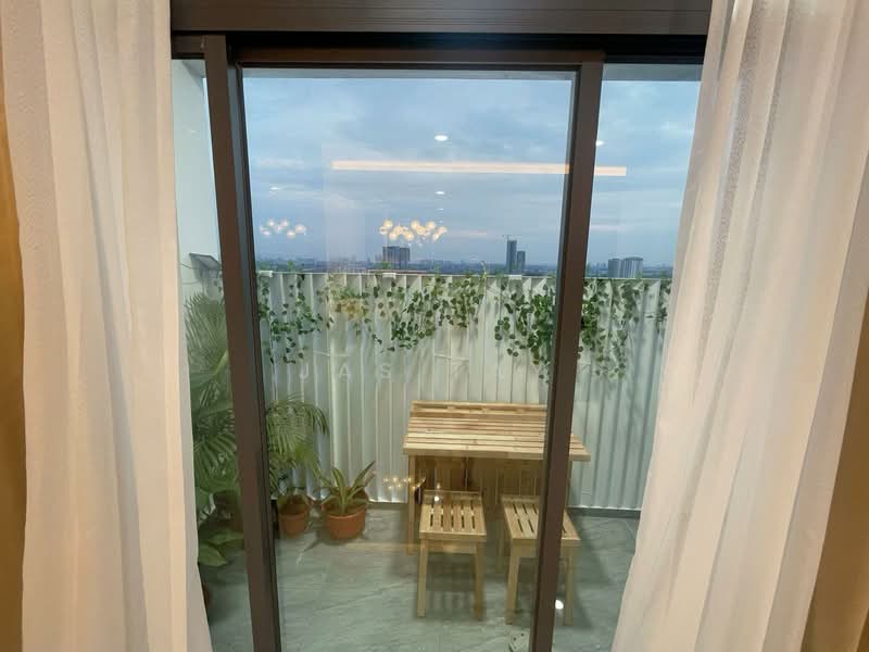 Kondominium untuk Dijual di KSL Residence 2 @ Kangkar Tebrau - Jas Tay - Balcony - PropertyGuru.com.my