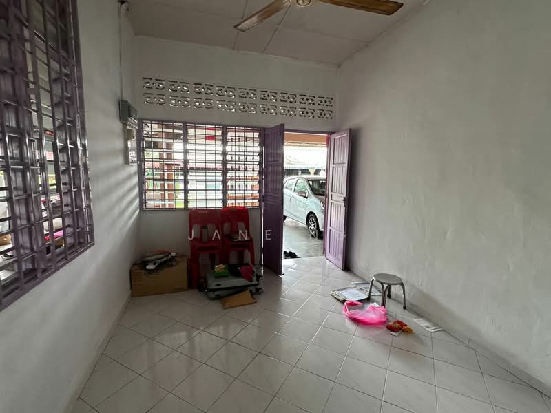1-storey Terraced House for Sale in Taman Kenari (Kulim) - Jane Ng - Living Room - PropertyGuru.com.my