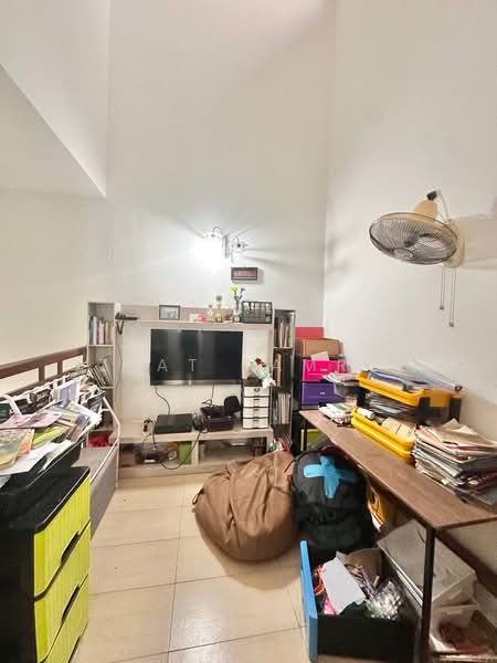 Rumah Teres 2 Tingkat untuk Dijual di Taman Pinggiran Usj (Subang Jaya) - Izzat Zamros - Study - PropertyGuru.com.my