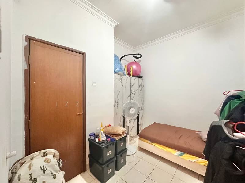 Rumah Teres 2 Tingkat untuk Dijual di Taman Pinggiran Usj (Subang Jaya) - Izzat Zamros - Bedroom - PropertyGuru.com.my