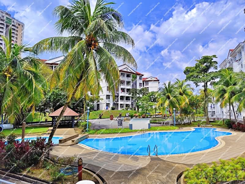 Kondominium untuk Dijual di Casa Mila Victoria - Lisa Azila - Pool - PropertyGuru.com.my