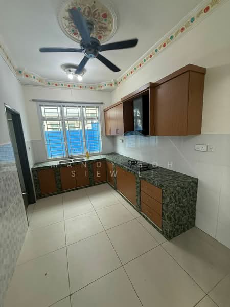 Semi-Detached House for Sale in Taman Mutiara Rini (Skudai) - Mandy Goh Siew Li - Kitchen - PropertyGuru.com.my
