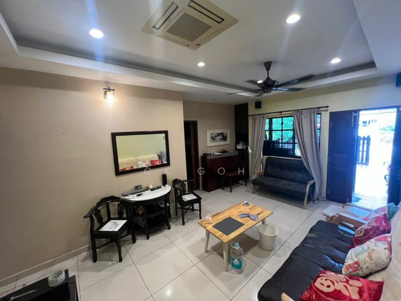 1-storey Terraced House for Sale in Tanjung Tokong (Penang) - CK Goh - Living Room - PropertyGuru.com.my