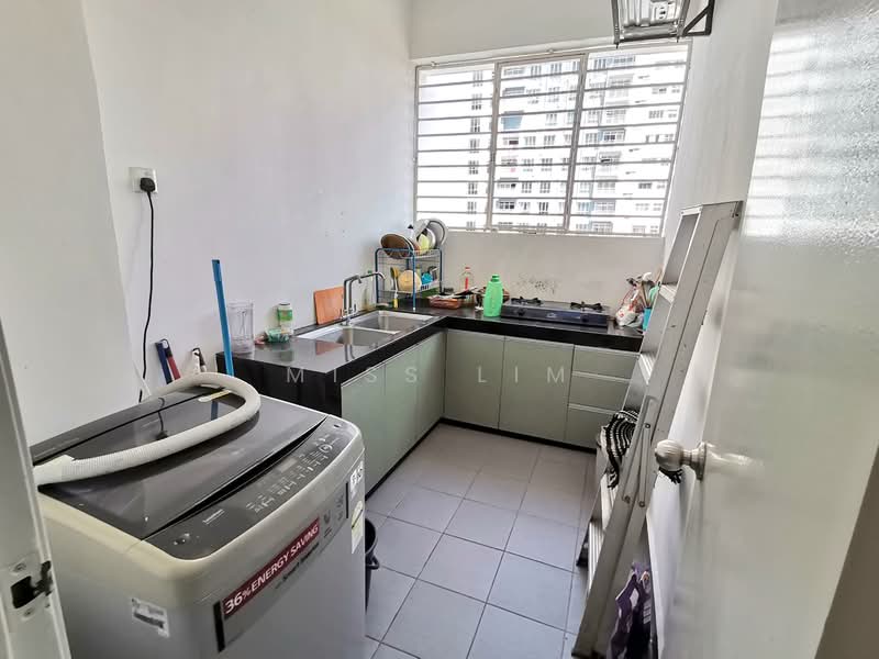 Service Residence for Rent at Bsp Skypark - MISS LIM - Kitchen - PropertyGuru.com.my