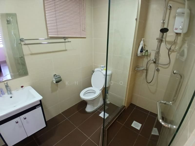 Service Residence for Sale at Main Place Residence - KH Khoo - Bathroom - PropertyGuru.com.my