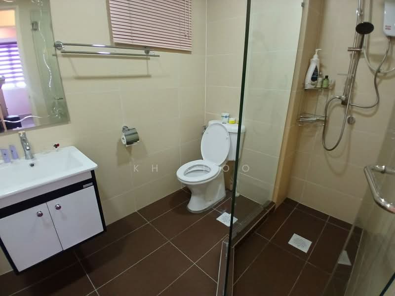 Service Residence for Sale at Main Place Residence - KH Khoo - Bathroom - PropertyGuru.com.my