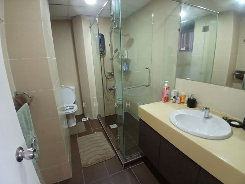 Service Residence for Sale at Main Place Residence - KH Khoo - Bathroom - PropertyGuru.com.my
