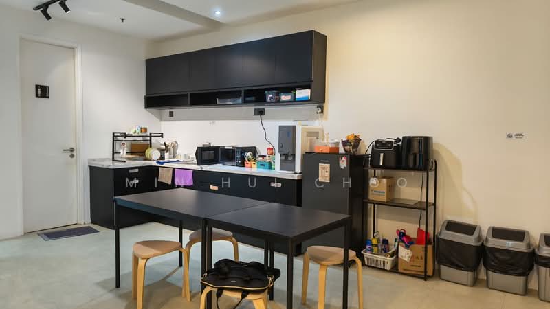 Pejabat untuk Disewa di Kampung Kerinchi (Bangsar South) (Kuala Lumpur) - Min Hui Choo - Pantry - PropertyGuru.com.my