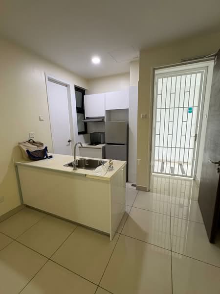 Service Residence for Sale at H2O Residences - Serena Tan - Kitchen - PropertyGuru.com.my
