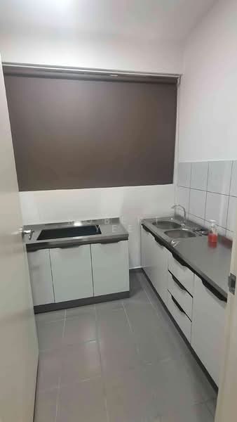 Servis Apartment untuk Disewa di Tuan 2egacy - Robert Yee - Kitchen - PropertyGuru.com.my
