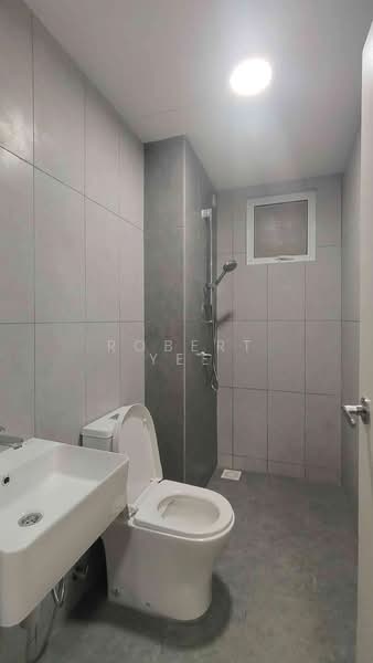 Servis Apartment untuk Disewa di Tuan 2egacy - Robert Yee - Bathroom - PropertyGuru.com.my