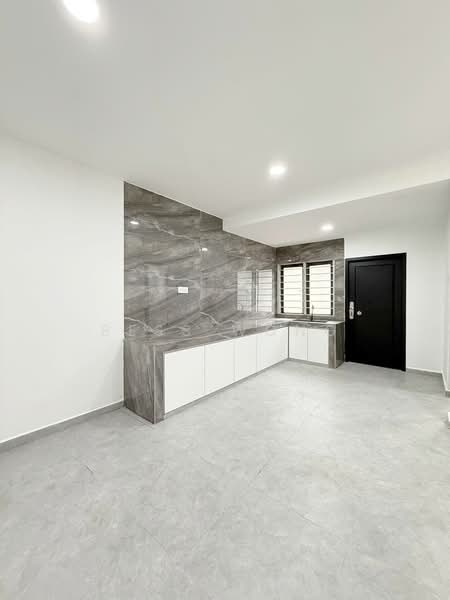 2-storey Terraced House for Sale in Taman Ungku Tun Aminah (Skudai) - Bess Wong - Kitchen - PropertyGuru.com.my