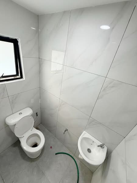 2-storey Terraced House for Sale in Taman Ungku Tun Aminah (Skudai) - Bess Wong - Bathroom - PropertyGuru.com.my