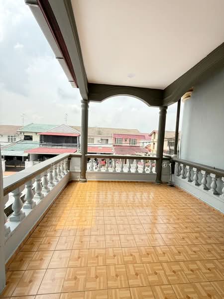 2-storey Terraced House for Sale in Taman Ungku Tun Aminah (Skudai) - Bess Wong - Balcony - PropertyGuru.com.my