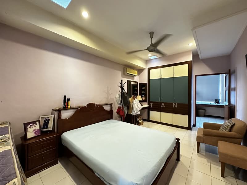 2-storey Terraced House for Sale in Taman Desa Wangsa (Cheras) - Vincent Tan - Bedroom - PropertyGuru.com.my