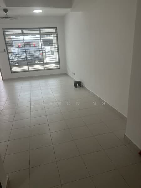 2-storey Terraced House for Sale in Taman Pulai Mutiara (Iskandar Puteri (Nusajaya)) - Sharon Ng - Living Room - PropertyGuru.com.my