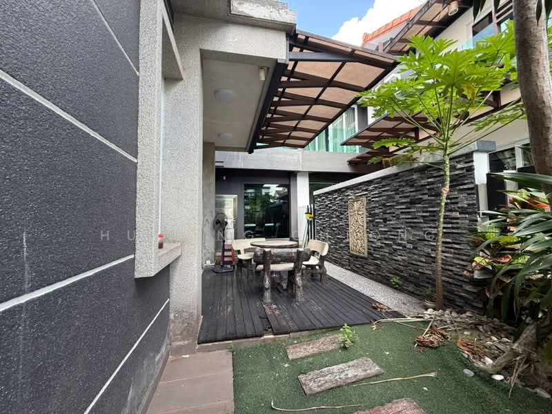 Cluster House for Sale in Taman Gaya (Ulu Tiram) - Huiling Cheong - Exterior - PropertyGuru.com.my