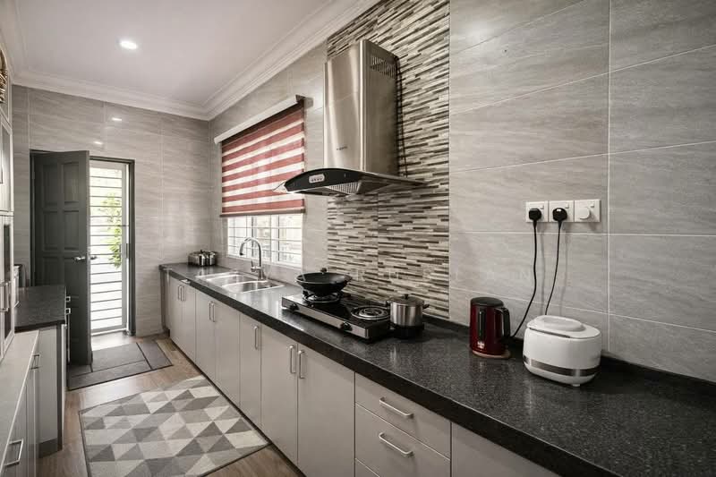 Semi-Detached House for Sale in Saujana Impian (Kajang) - Tasya Ruslan - Kitchen - PropertyGuru.com.my