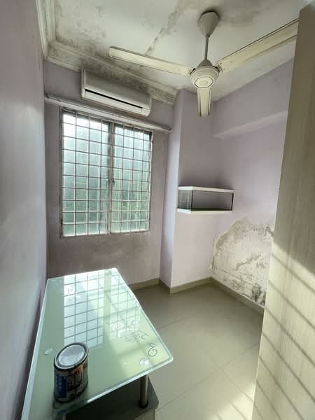 Apartment for Rent at Jelutong Apartment - Kuan . - Interior - PropertyGuru.com.my